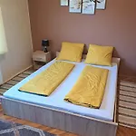 Апартаменты Boroka House Шиофок